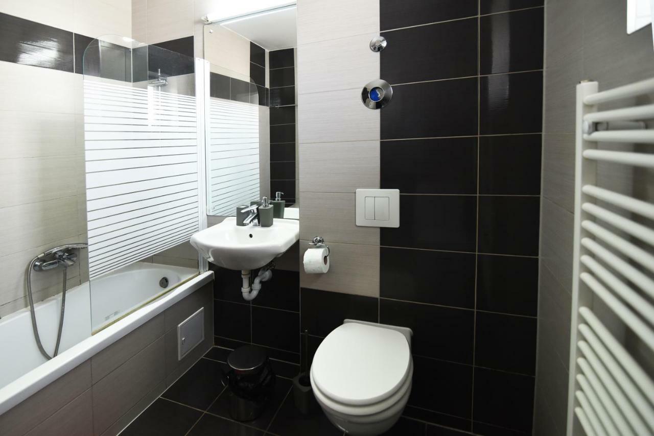 Avantgarden 57 Appartement Braşov Buitenkant foto